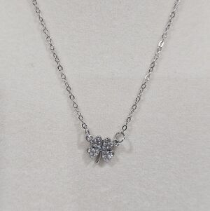 Silver Clover Pendant Necklace